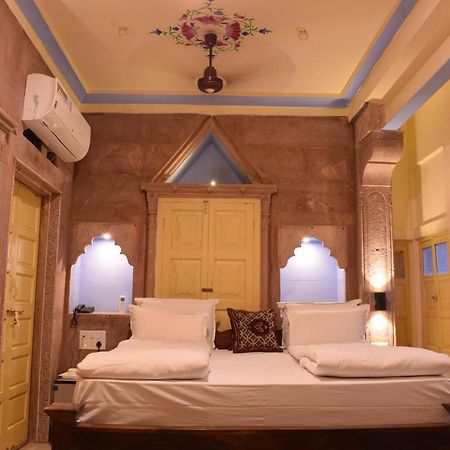 Suraj Haveli Appartement Jodhpur  Buitenkant foto