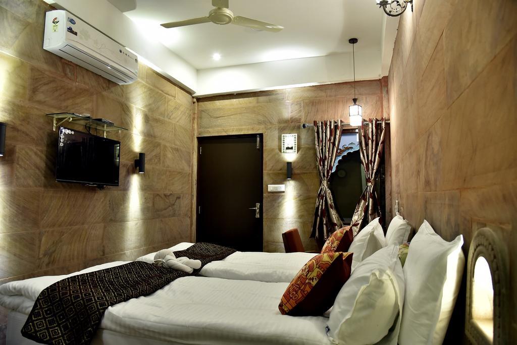 Suraj Haveli Appartement Jodhpur  Buitenkant foto