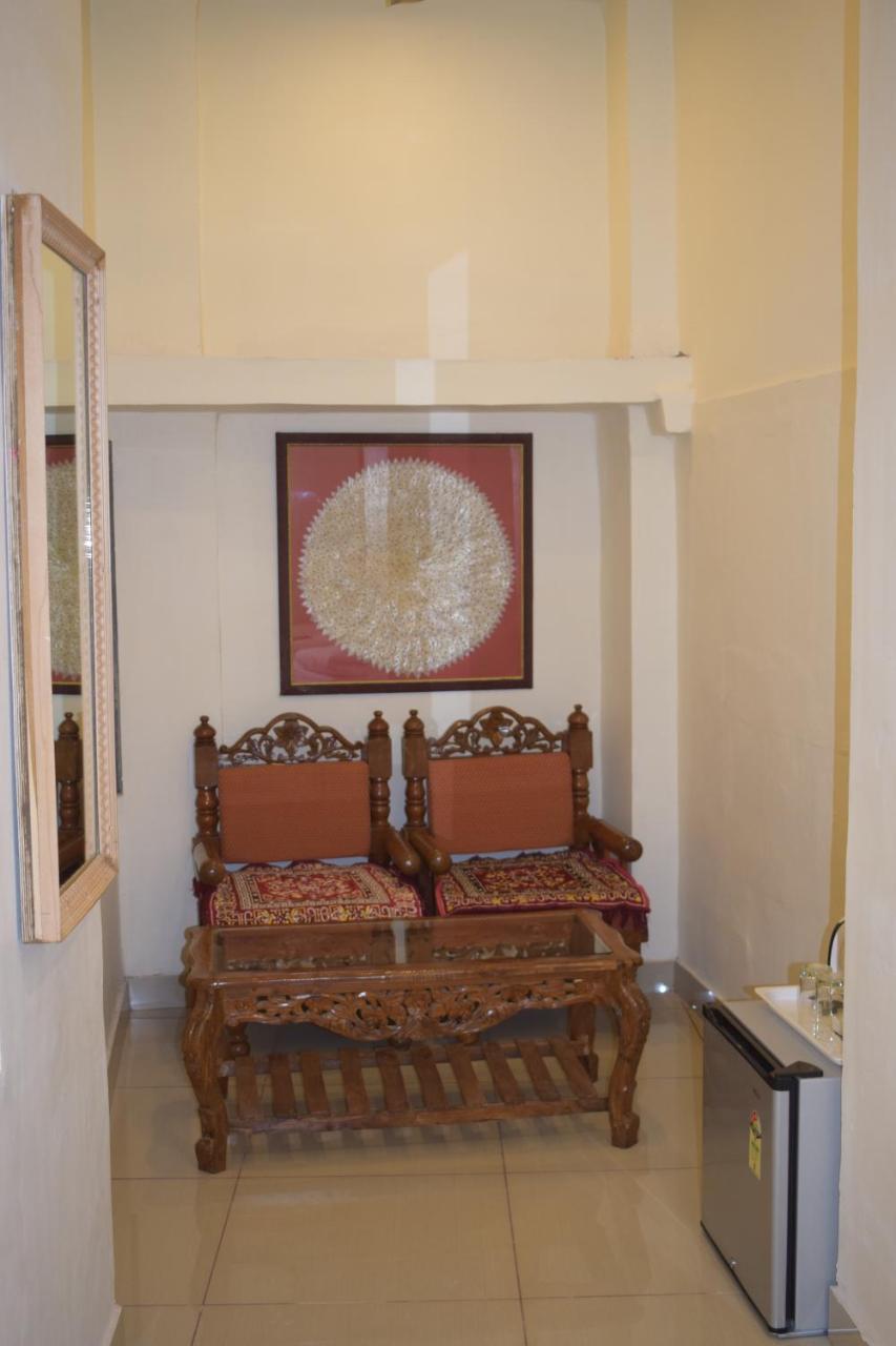 Suraj Haveli Appartement Jodhpur  Buitenkant foto